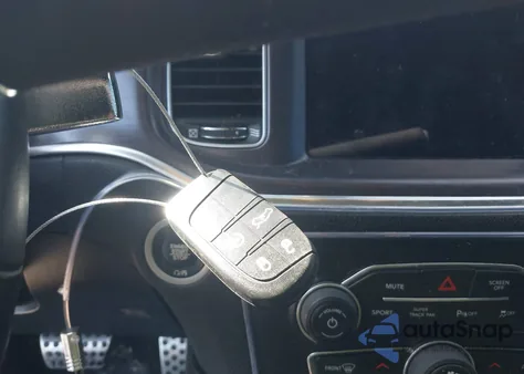 2018 Dodge Charger R/T Scat Pack Rwd z USA, uszkodzony, nr VIN 2C3CDXGJ4JH182442